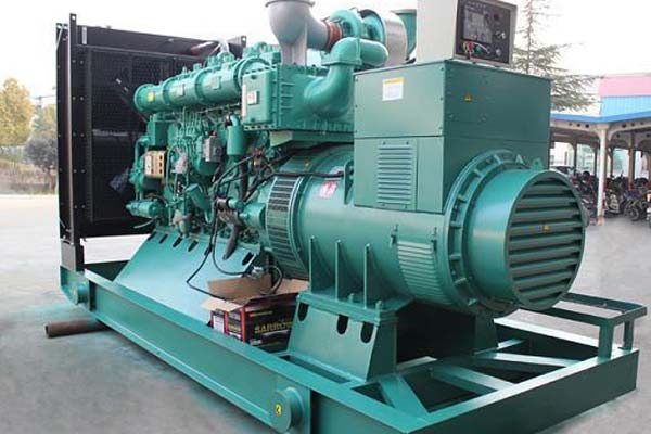 垫江工厂发电机应急发电中如何优化燃油储备管理？