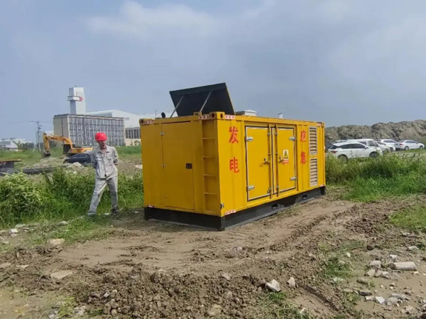 垫江冬季低温环境下，发电机组启动电瓶的容量需求是否会增加？