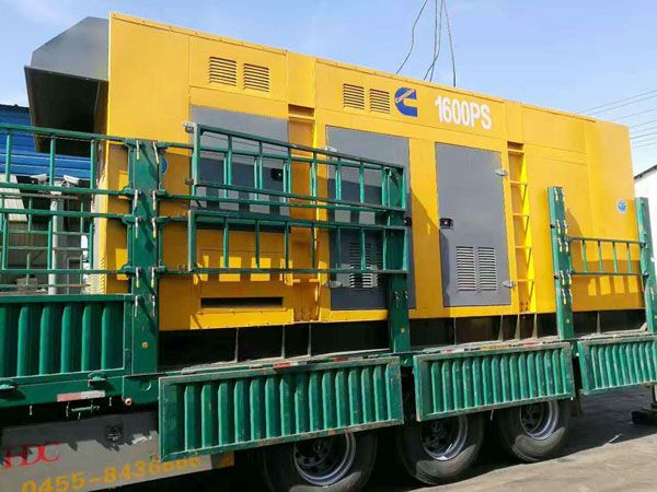 垫江测量水冷式机油散热器密封件尺寸时的注意事项有哪些？